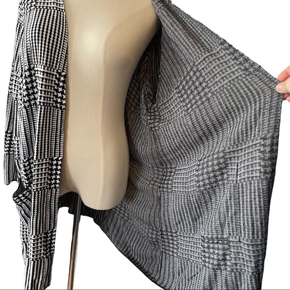 Joan Vass black white open front cardigan sweater - Picture 7 of 9